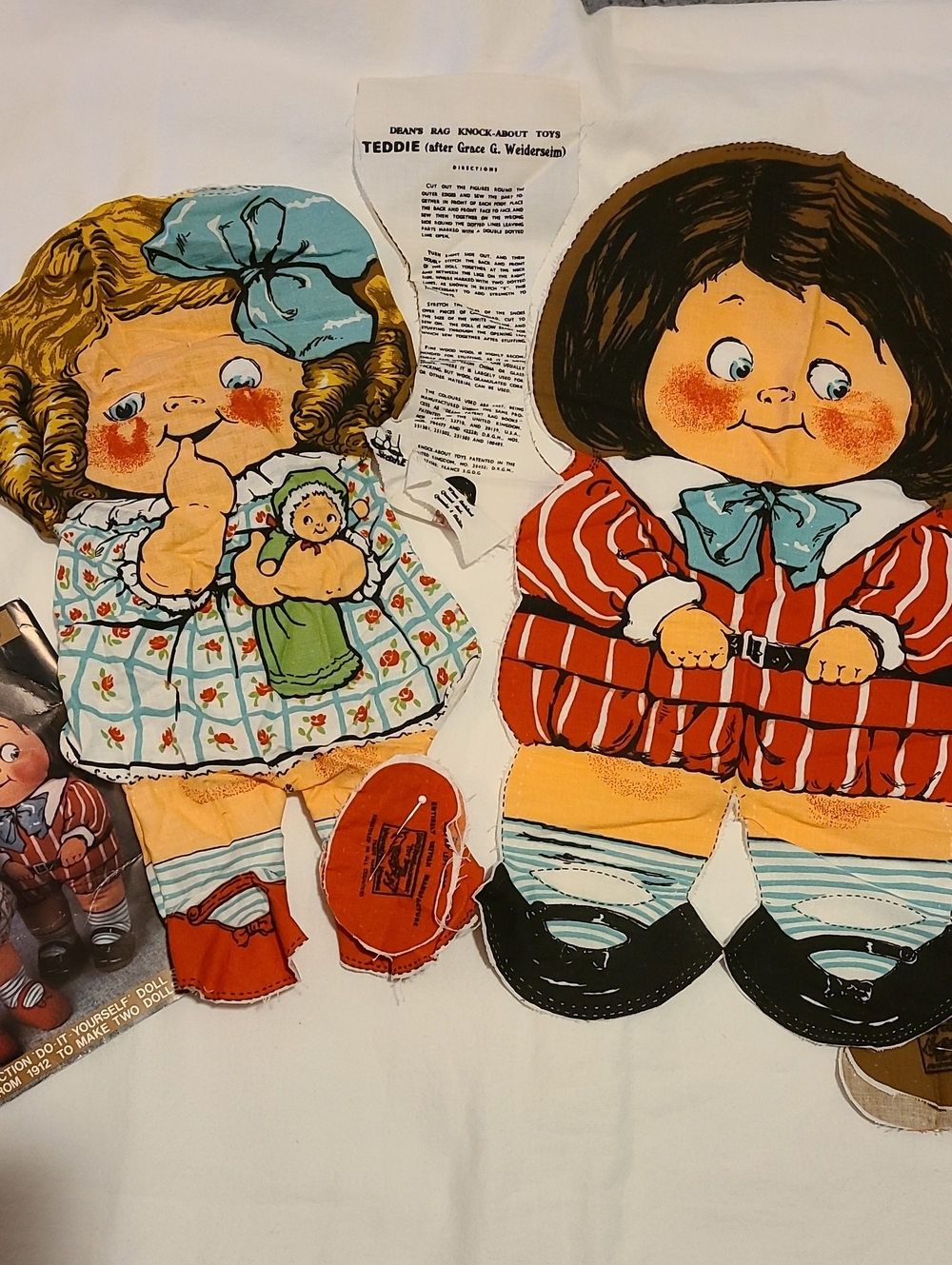 Dean's Childsplay 2 Stuffed Toy Dolls Reproductio 1912 Cloth Rag England Vintage
